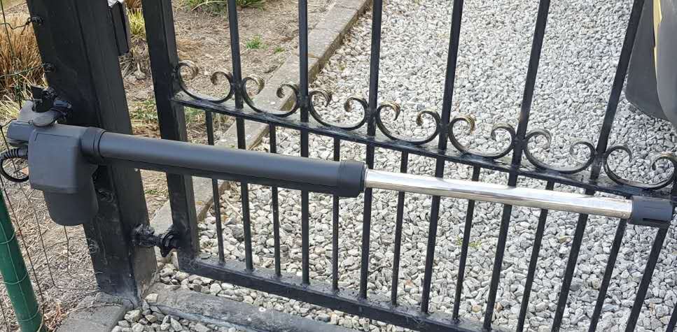 Porte pliante intelligente et  - Smart Garden Gate avis et prix